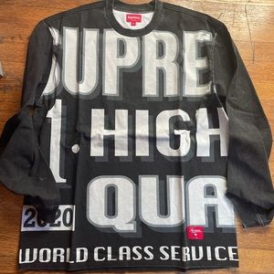 Supreme world class L/S Top